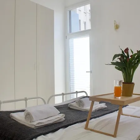 Ample 2-br Space 1 Min To Romolo M2 公寓 米兰